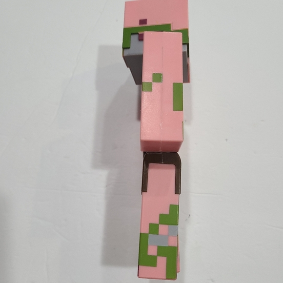 Minecraft Pixelated Zombie Action Figure Toy - Pink and Green - Picture 4 of 6
